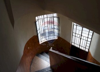 Scale - Three-room apartment Via Ceresole
 
15, Torino - photo 20