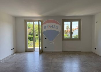 Stanza vuota - Four-room apartment San Francesco
 
21, Monguzzo - photo 4