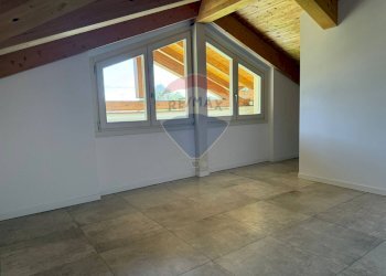 Stanza vuota - Four-room apartment San Francesco
 
21, Monguzzo - photo 14