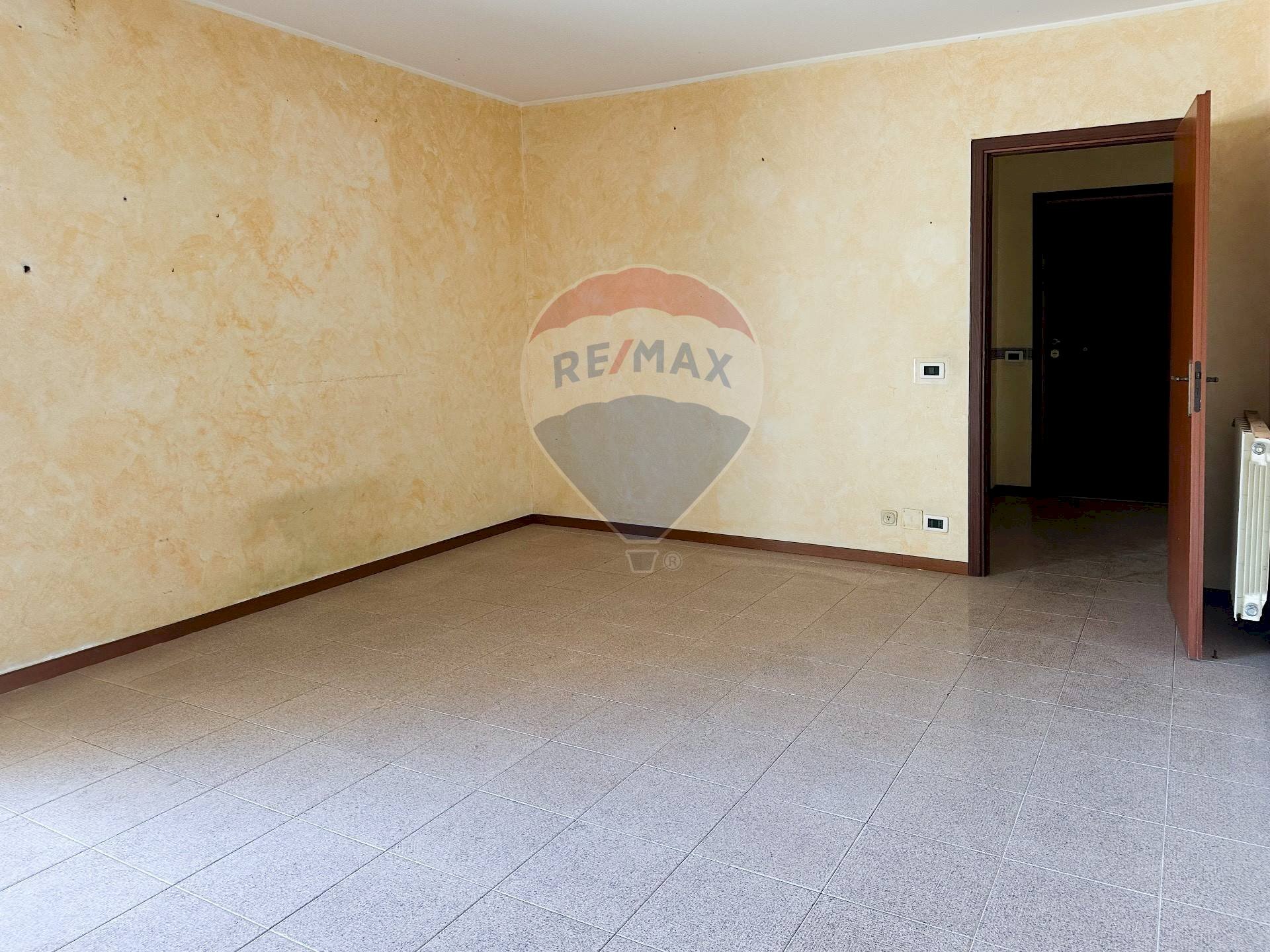 Stanza vuota - Appartamento Via Cesare Battisti
271, Furci Siculo - foto 2