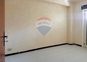 Stanza vuota - Appartamento Via Cesare Battisti
 
271, Furci Siculo - foto 11