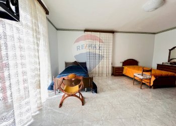 Soggiorno - Villa Via Monticelli
 
Snc, Castel Campagnano - foto 21