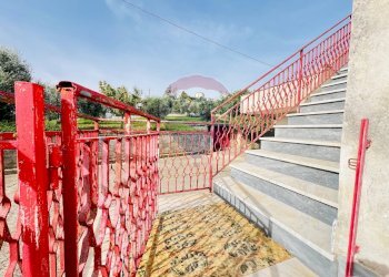 Terrazza - Villa Via Monticelli
 
Snc, Castel Campagnano - foto 57