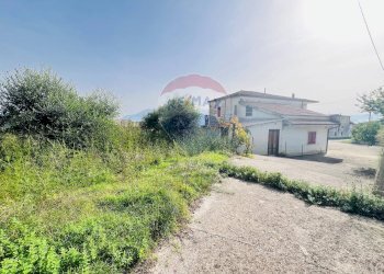 Casa all\'aperto - Villa Via Monticelli
 
Snc, Castel Campagnano - foto 71