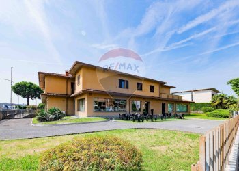 Casa all\'aperto - Commercial Premises IV NOVEMBRE
 
10, Lallio - photo 10