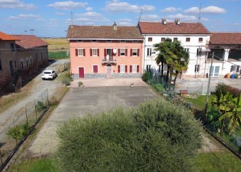 Foto 4 - Independent house Piazza Vittorio Veneto
 
23, Ronsecco - photo 4