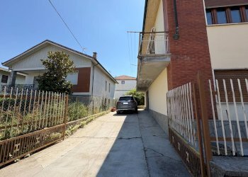 Foto 2 - Casa indipendente via Massimo d'Azeglio
 
4, San Damiano d'Asti - foto 2