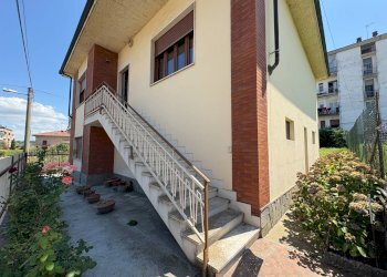 Foto 6 - Casa indipendente via Massimo d'Azeglio
 
4, San Damiano d'Asti - foto 6