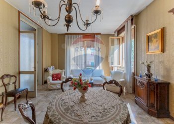 Soggiorno - Villa Via Pacini
 
6, Busto Arsizio - foto 9