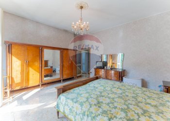 Camera / camera da letto - Villa Via Pacini
 
6, Busto Arsizio - foto 32