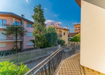 Balcone - Villa Via Pacini
 
6, Busto Arsizio - foto 34