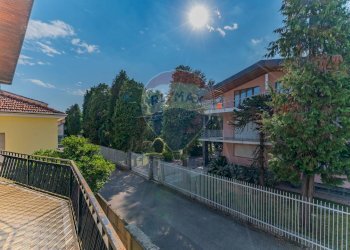 Balcone - Villa Via Pacini
 
6, Busto Arsizio - foto 35