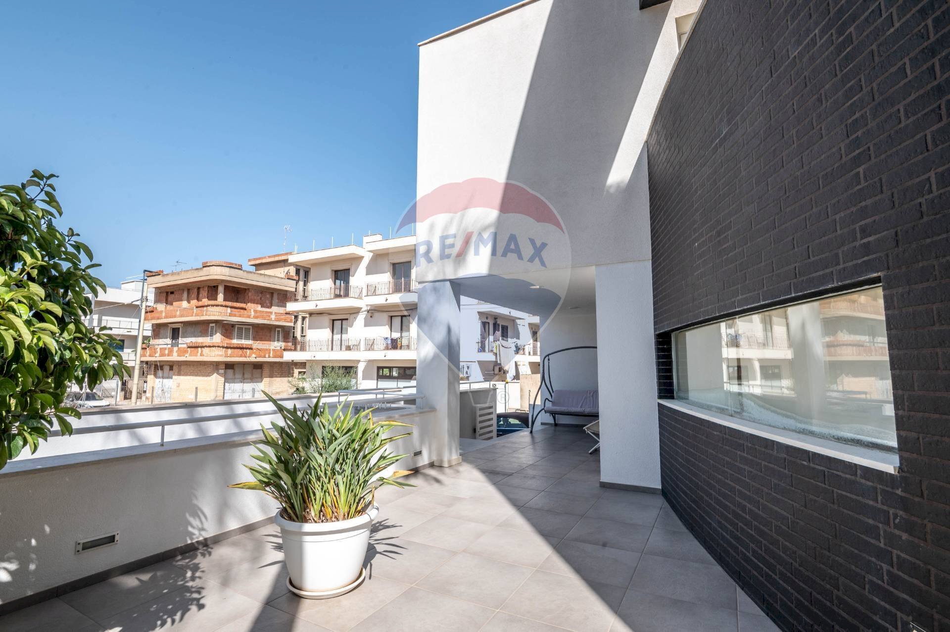 Balcone - Villa Via Degli Abeti
12, Comiso - foto 2