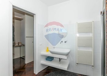 Bagno - Villa Via Degli Abeti
 
12, Comiso - foto 30