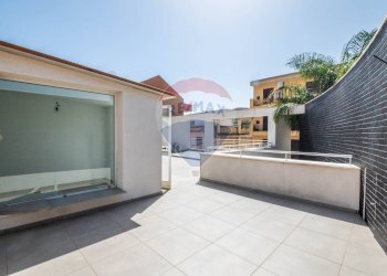 Terrazza - Villa Via Degli Abeti
 
12, Comiso - foto 32