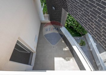 Terrazza - Villa Via Degli Abeti
 
12, Comiso - foto 34