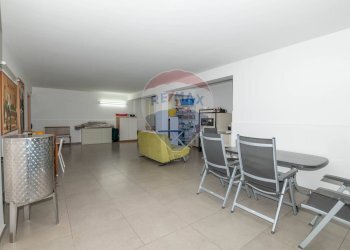 Sala da pranzo - Villa Via Degli Abeti
 
12, Comiso - foto 42