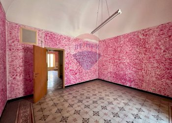 Stanza vuota - Quadrilocale Corso Italia
 
162, Ragusa - foto 2