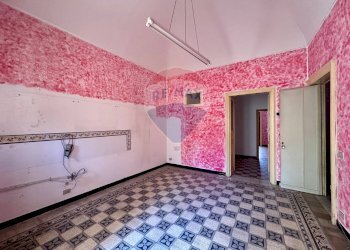 Stanza vuota - Quadrilocale Corso Italia
 
162, Ragusa - foto 7