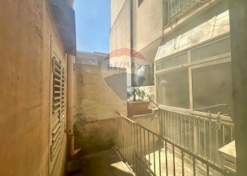 Balcone - Quadrilocale Corso Italia
 
162, Ragusa - foto 8