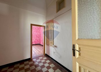 Stanza vuota - Quadrilocale Corso Italia
 
162, Ragusa - foto 11