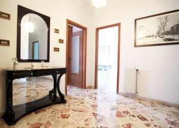 Foto 8 - Quadrilocale via giuseppe padre la rocca
 
48, Ficarazzi - foto 7