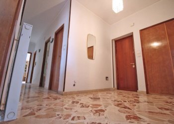 Foto 11 - Quadrilocale via giuseppe padre la rocca
 
48, Ficarazzi - foto 10