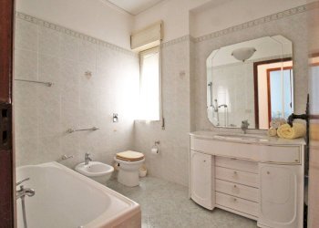 Foto 37 - Quadrilocale via giuseppe padre la rocca
 
48, Ficarazzi - foto 35