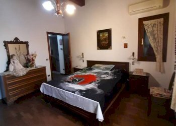 Salone - Villa via Alessandro Volta, Finale Emilia - foto 31