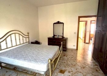 Camera da letto - Appartamento via Antonio Sebastiani, Minturno - foto 9