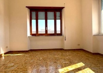 Camera da letto - Appartamento via Antonio Sebastiani, Minturno - foto 13