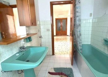 Bagno - Appartamento via Antonio Sebastiani, Minturno - foto 14