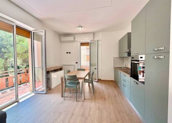 Cucina - Trilocale via Laviosa, Genova (zona Pegli) - foto 1