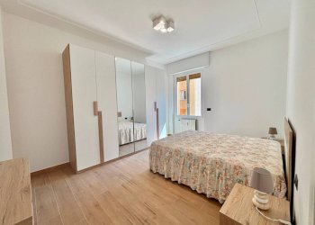 Camera da letto - Trilocale via Laviosa, Genova (zona Pegli) - foto 13