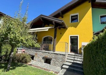 Facciata - Villa a Schiera Frazione Plan Félinaz, 122, Charvensod - foto 1