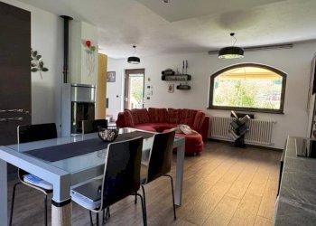 Salone - Villa a Schiera Frazione Plan Félinaz, 122, Charvensod - foto 5