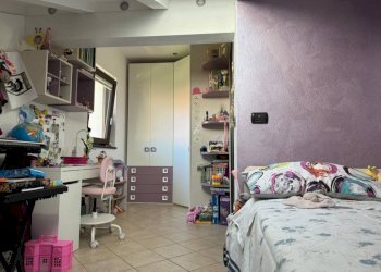 Camera da letto - Villa a Schiera Frazione Plan Félinaz, 122, Charvensod - foto 16