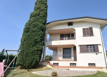 Facciata - Casa indipendente via del Lungo, Cerreto Guidi - foto 6