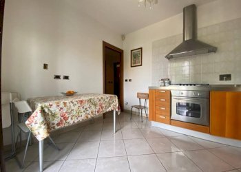 Cucina - Villa a Schiera via Don Luigi Sturzo, La Loggia - foto 9