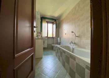 Bagno - Terraced Villa via Don Luigi Sturzo, La Loggia - photo 24