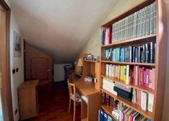 Studio - Terraced Villa via Don Luigi Sturzo, La Loggia - photo 31