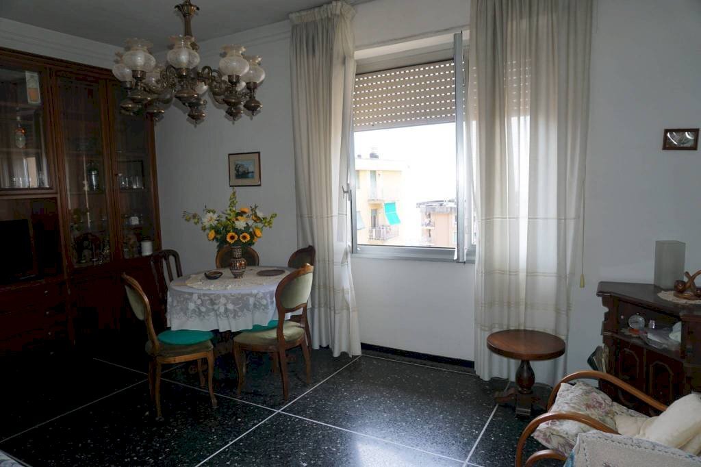 Salone - Two-room apartment via Rinaldo Rigola, Genova (neighborhood Sampierdarena) - photo 3