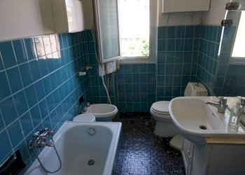 Bagno - Bilocale via Rinaldo Rigola, Genova (zona Sampierdarena) - foto 8