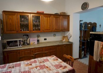 Cucina - Trilocale via Antonio Cantore, 13, Genova (zona Sampierdarena) - foto 5