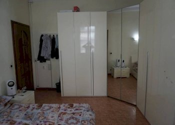 Camera da letto - Trilocale via Antonio Cantore, 13, Genova (zona Sampierdarena) - foto 7