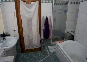 Bagno - Trilocale via Antonio Cantore, 13, Genova (zona Sampierdarena) - foto 11