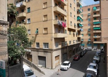 Vista - Trilocale via Antonio Cantore, 13, Genova (zona Sampierdarena) - foto 14