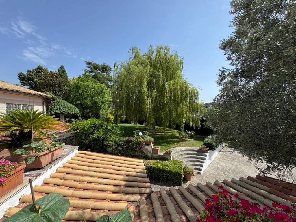 Giardino - Villa via Leonardo Fibonacci, Roma - photo 3