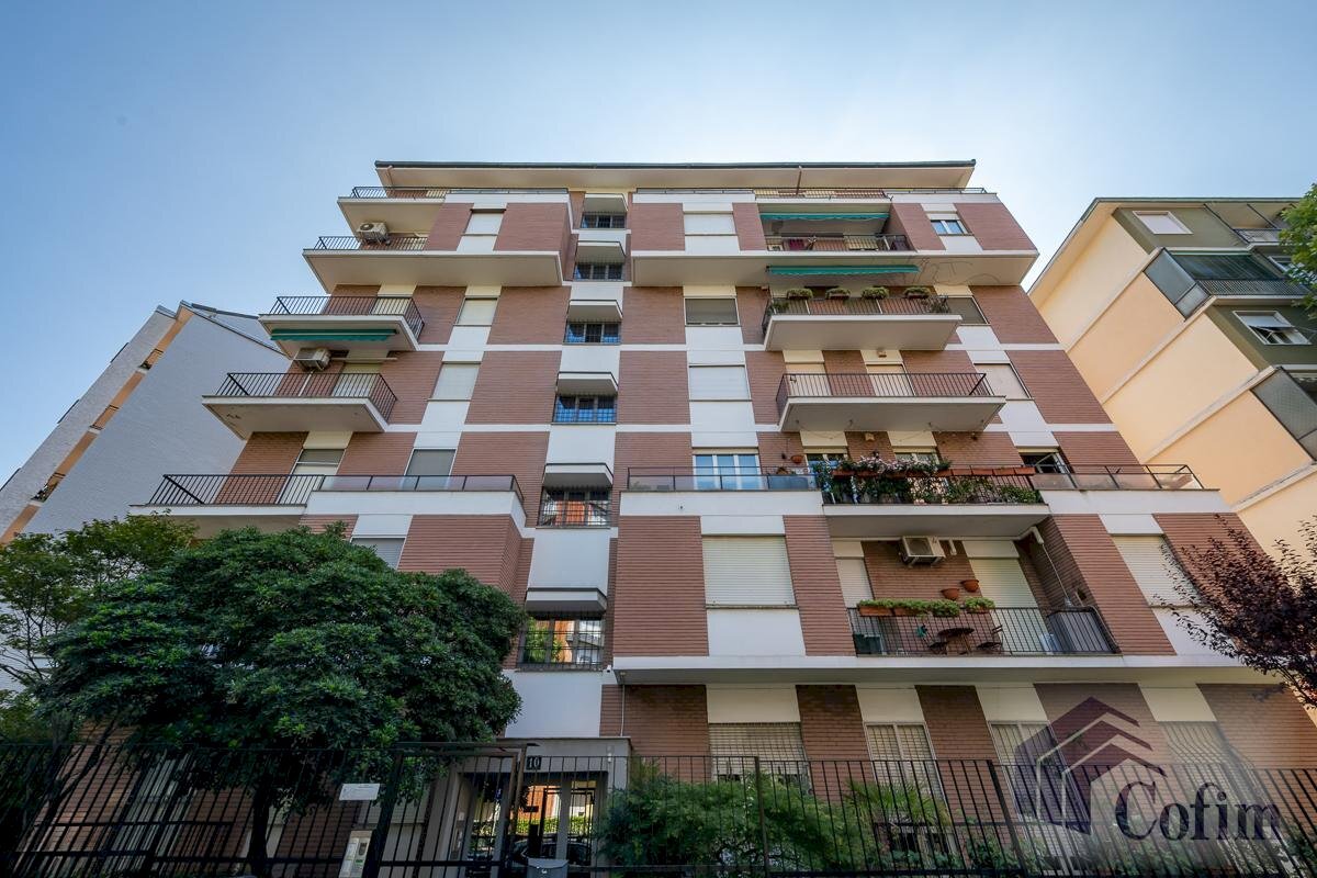 Four-room apartment Milano - photo 2