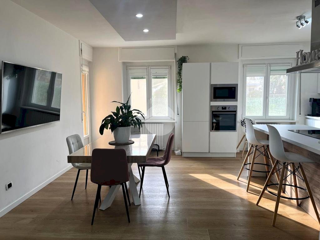 Apartment Via Cesare Battisti, Sandigliano - photo 1